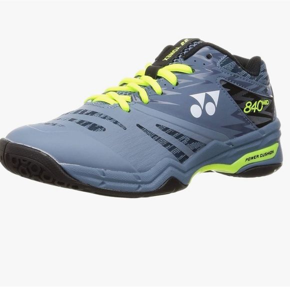 Yonex Other - Yonex Badminton shoes power cushion 840 Mid